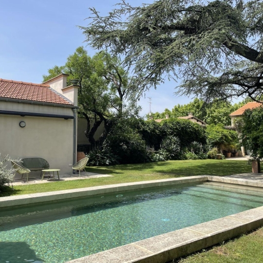  Annonces PONT DU GARD : Maison / Villa | UZES (30700) | 370 m2 | 1 150 000 € 