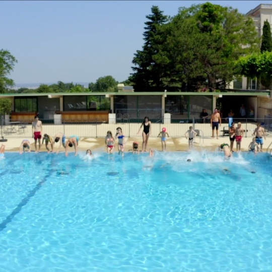  Annonces PONT DU GARD : Appartement | NIMES (30000) | 33 m2 | 660 &euro; 