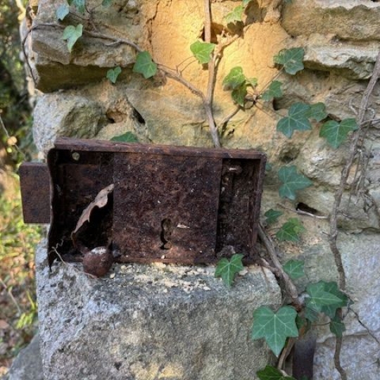  Annonces PONT DU GARD : Terrain | UZES (30700) | 0 m2 | 57 000 &euro; 