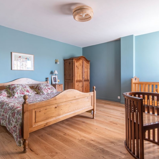  Annonces PONT DU GARD : Maison / Villa | UZES (30700) | 294 m2 | 695 000 &euro; 