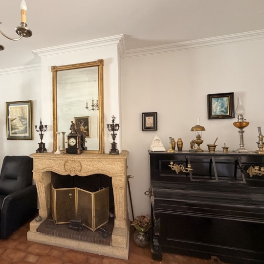  Annonces PONT DU GARD : Maison / Villa | REMOULINS (30210) | 220 m2 | 260 000 &euro; 