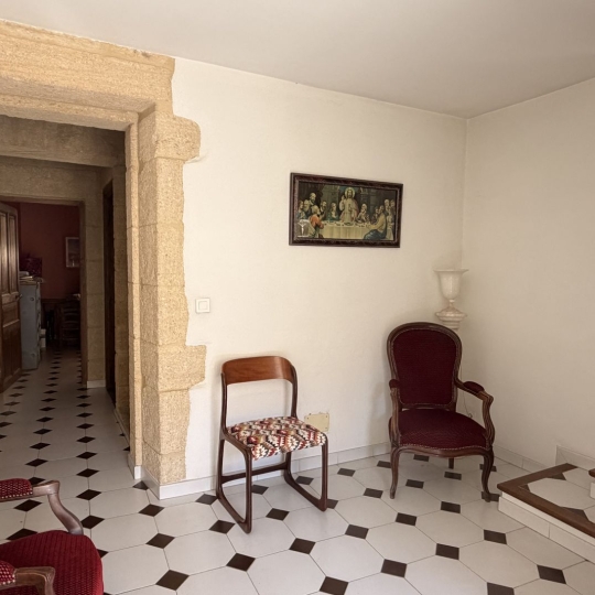  Annonces PONT DU GARD : Maison / Villa | REMOULINS (30210) | 220 m2 | 260 000 &euro; 
