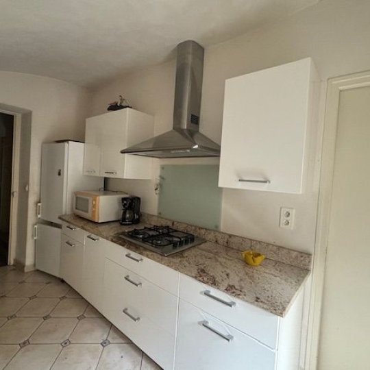  Annonces PONT DU GARD : Maison / Villa | REMOULINS (30210) | 220 m2 | 260 000 &euro; 