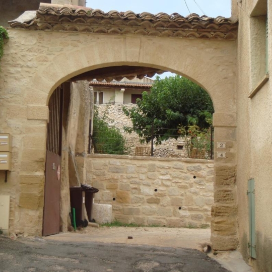 Annonces PONT DU GARD : Maison / Villa | SAINT-MAXIMIN (30700) | 125.00m2 | 1 200 € 