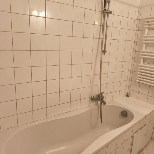  Annonces PONT DU GARD : Appartement | SAINT-MAXIMIN (30700) | 40 m2 | 550 &euro; 