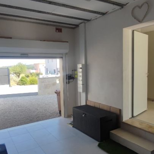  Annonces PONT DU GARD : Maison / Villa | SANILHAC-SAGRIES (30700) | 95 m2 | 1 350 &euro; 