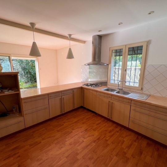  Annonces PONT DU GARD : Maison / Villa | UZES (30700) | 91 m2 | 229 000 &euro; 