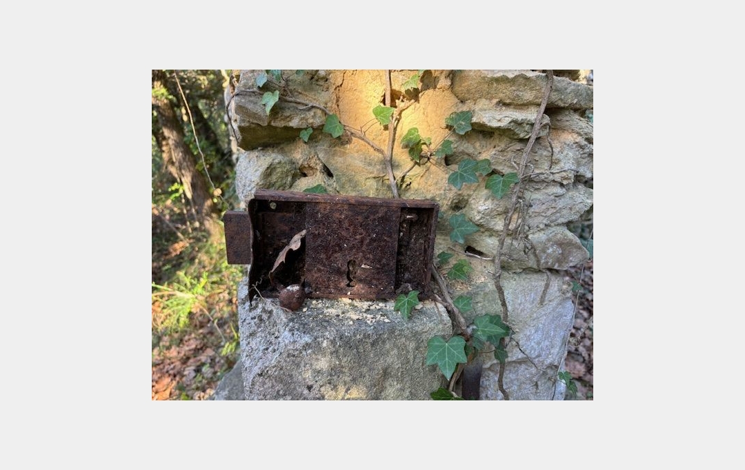 Annonces PONT DU GARD : Terrain | UZES (30700) | 0 m2 | 57 000 &euro; 