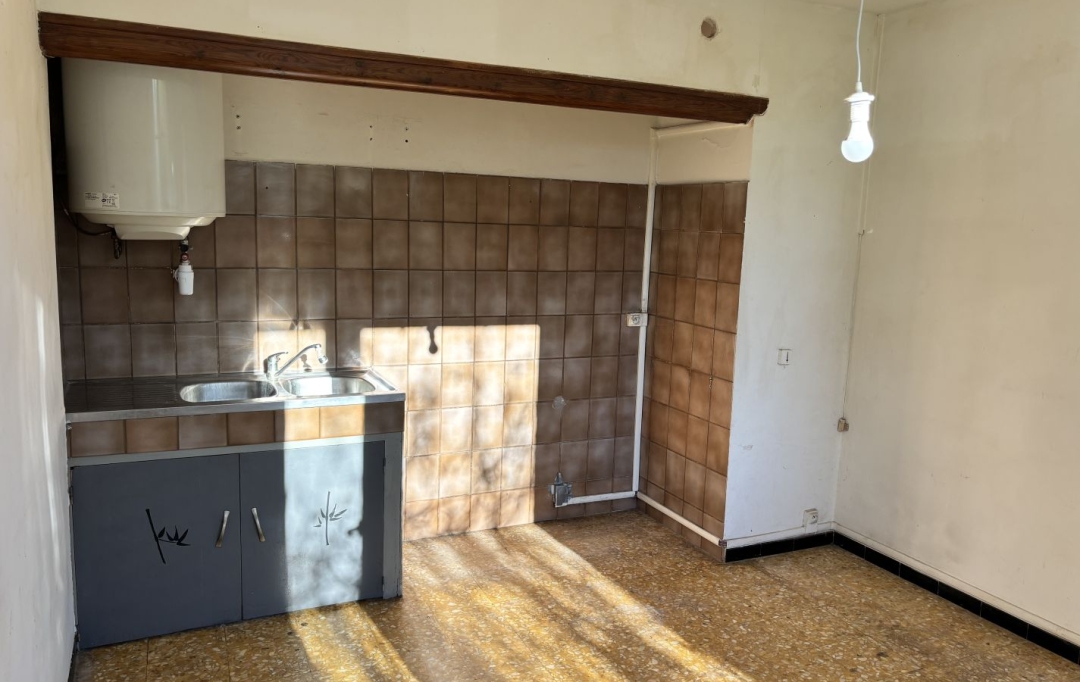 Annonces PONT DU GARD : Maison / Villa | REMOULINS (30210) | 30 m2 | 125 000 &euro; 