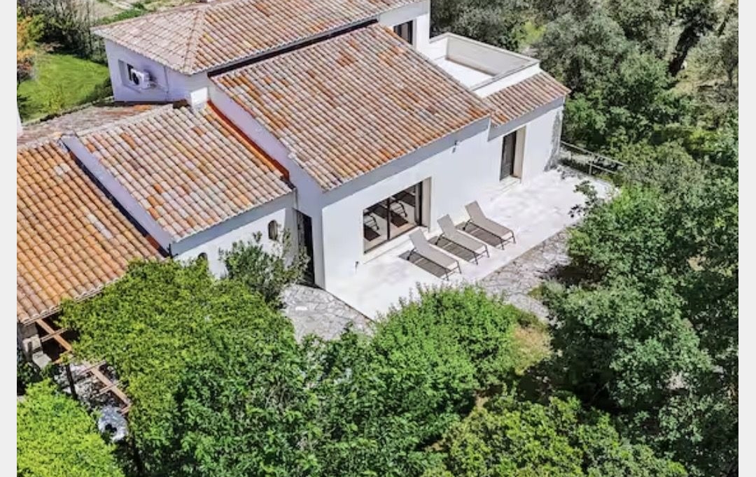 Annonces PONT DU GARD : Maison / Villa | UZES (30700) | 294 m2 | 695 000 &euro; 