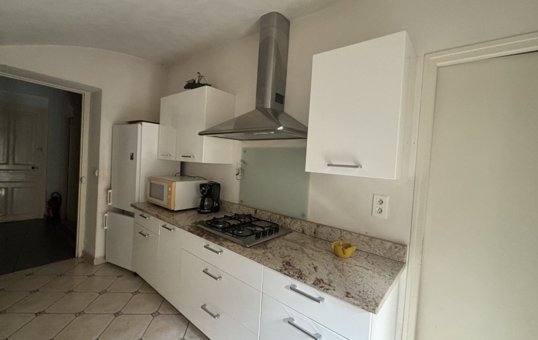 Annonces PONT DU GARD : Maison / Villa | UZES (30700) | 200 m2 | 260 000 &euro; 