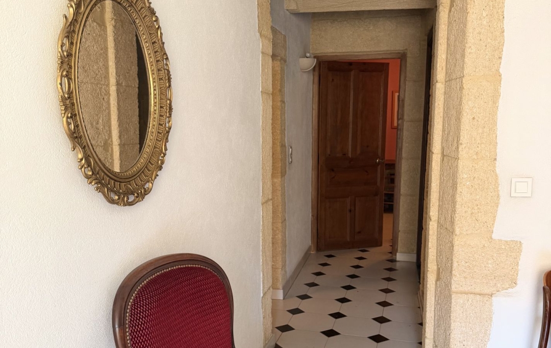 Annonces PONT DU GARD : Maison / Villa | REMOULINS (30210) | 220 m2 | 260 000 &euro; 
