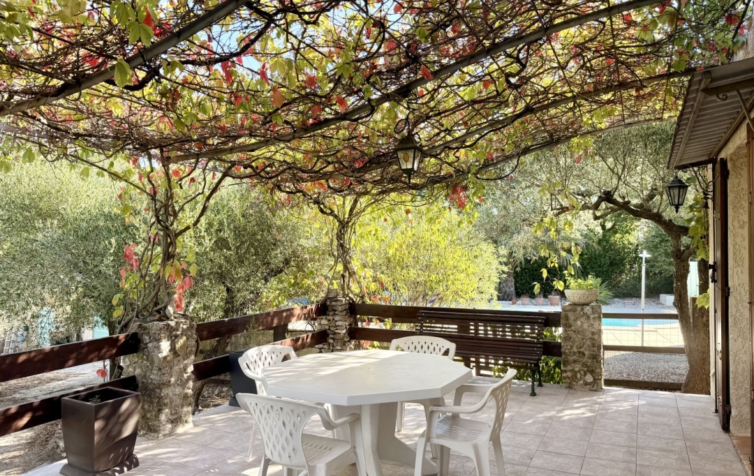 Annonces PONT DU GARD : Maison / Villa | UZES (30700) | 98 m2 | 299 500 &euro; 