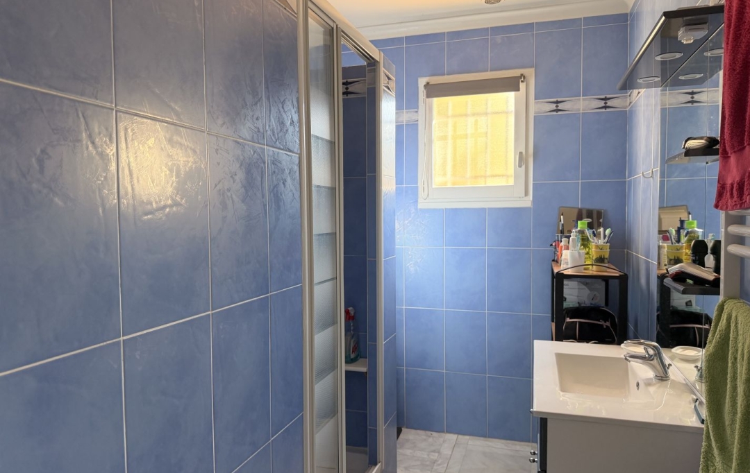 Annonces PONT DU GARD : Maison / Villa | UZES (30700) | 98 m2 | 299 500 &euro; 