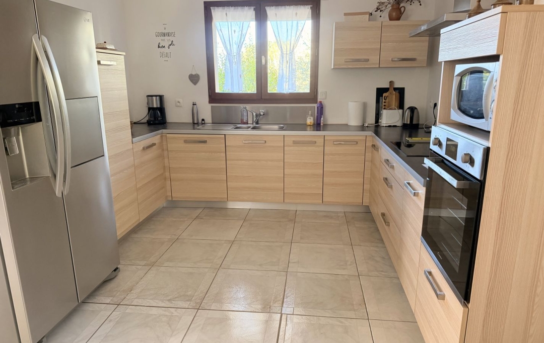 Annonces PONT DU GARD : Maison / Villa | UZES (30700) | 98 m2 | 299 500 &euro; 