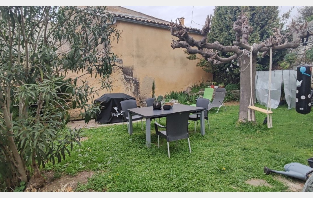 Annonces PONT DU GARD : Maison / Villa | SAINT-MAXIMIN (30700) | 125 m2 | 1 200 &euro; 