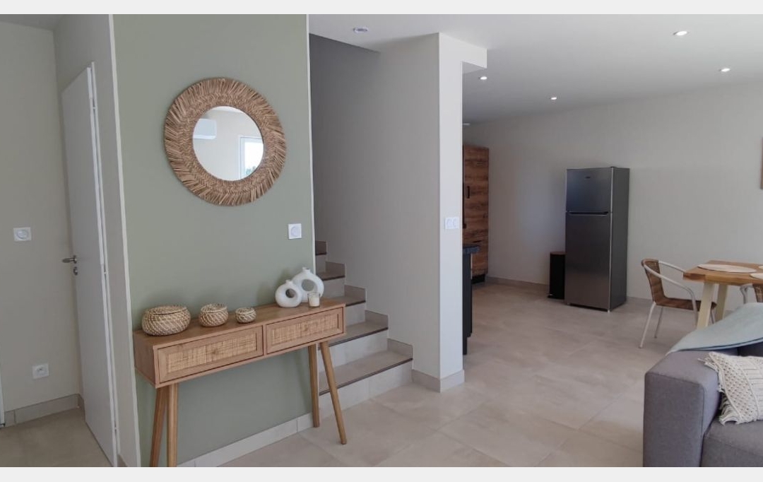 Annonces PONT DU GARD : Maison / Villa | SANILHAC-SAGRIES (30700) | 95 m2 | 1 350 &euro; 