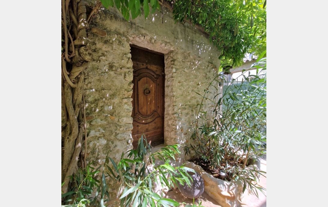 Annonces PONT DU GARD : Maison / Villa | UZES (30700) | 140 m2 | 390 000 &euro; 