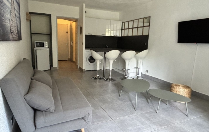  Annonces PONT DU GARD Appartement | NIMES (30000) | 33 m2 | 660 € 