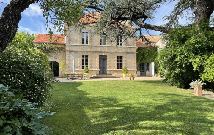 Annonces PONT DU GARD : Maison / Villa | UZES (30700) | 370 m2 | 1 150 000 &euro; 