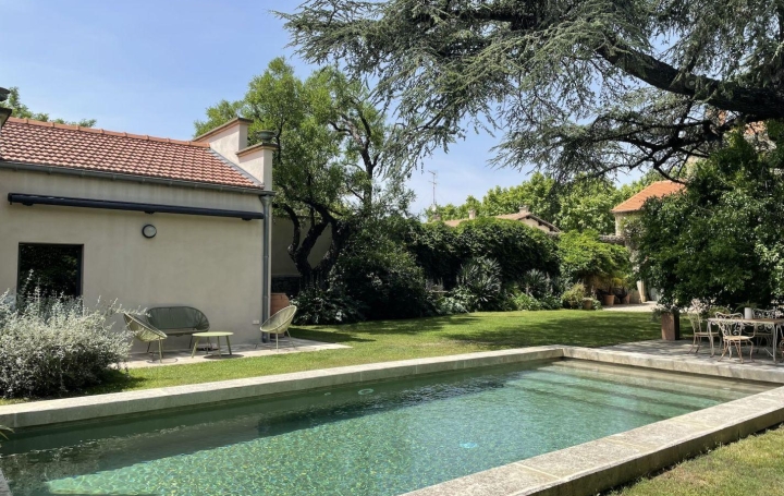 Annonces PONT DU GARD : Maison / Villa | UZES (30700) | 370 m2 | 1 150 000 &euro; 